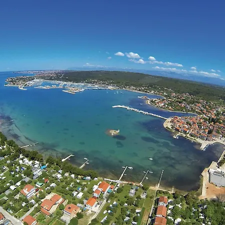 Prázdninový dům Luxurious In Debeljak, Sukosan *